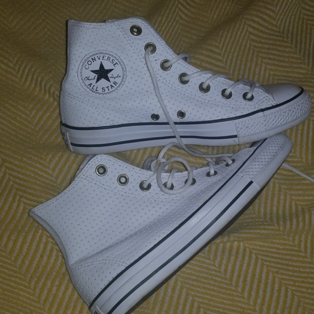 Converse All Star Chuck Taylors❄❄